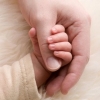 bebeklerin küçücük elleri ve ayakları