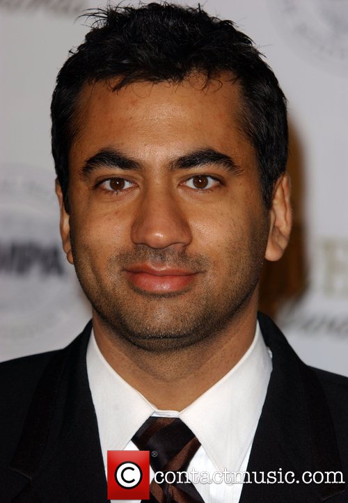 Next photo of Kal Penn