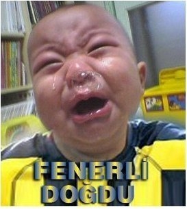 bizi-düşürmeyin-diye-ağlayan-fenerli_230616_m.jpg