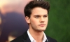 jeremy irvine / #222081